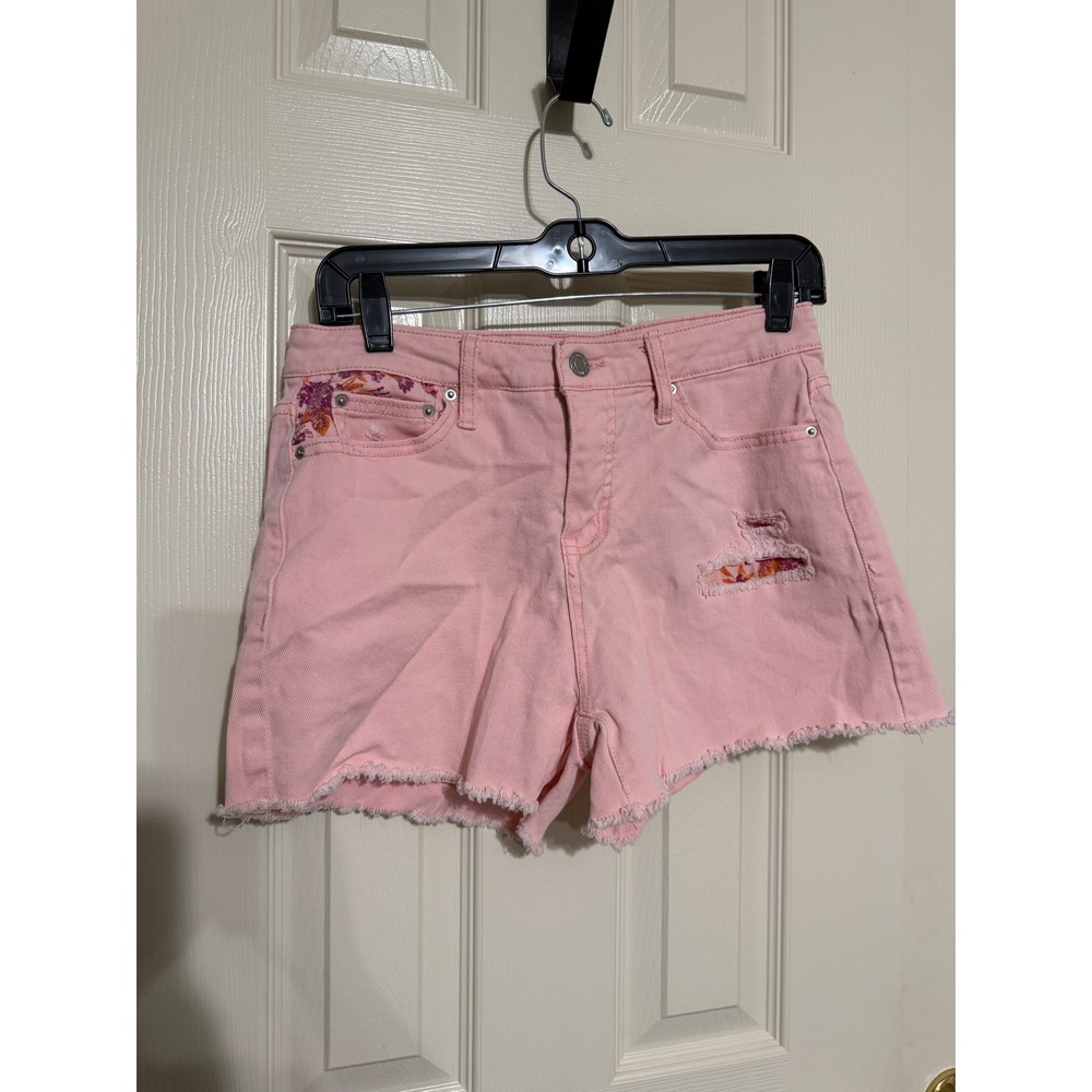 Time and Tru Womens Pink Floral Distressedโ High Rise Denim Shorts Size 4